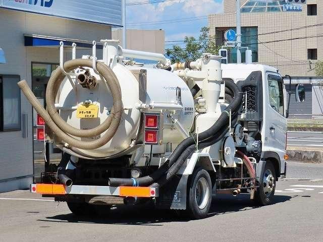 車両画像2