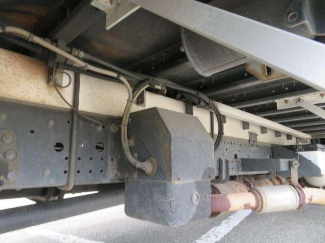 平成28年 日野プロフィア13.7t4軸低床アルミウイング QPG