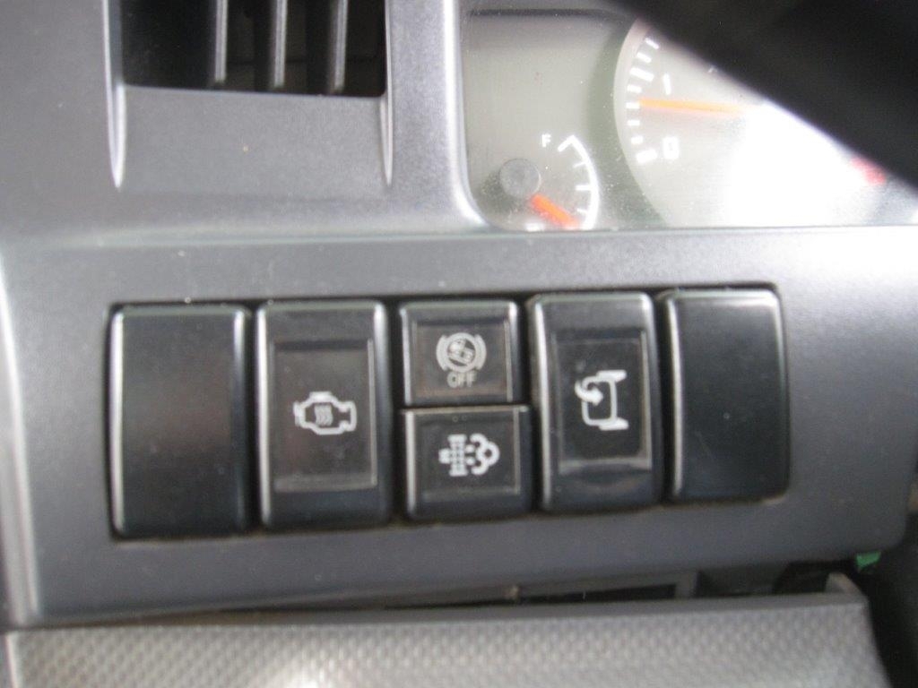 車両画像30