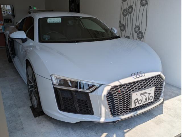 Ｒ８　Ｖ１０　５．２　ＦＳＩ　クワトロ