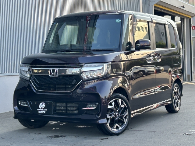 Ｎ　ＢＯＸ　カスタム　４ＷＤ　Ｇ　Ｌターボ　ホンダセンシング