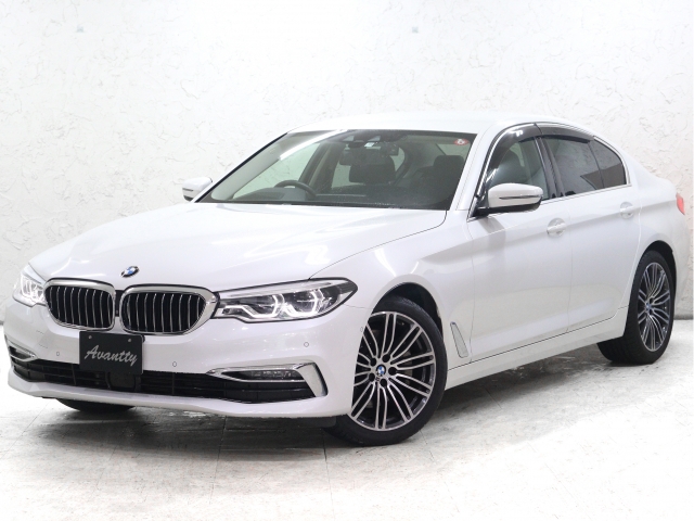 ５シリーズ　セダン(BMW) ５３０ｉ　ラグジュアリー 中古車画像