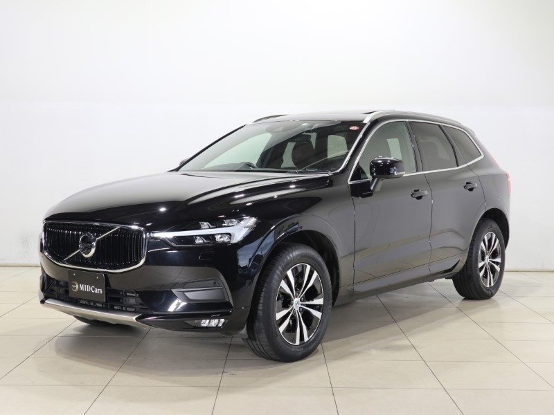 ＸＣ６０　Ｂ５　ＡＷＤ　モメンタム