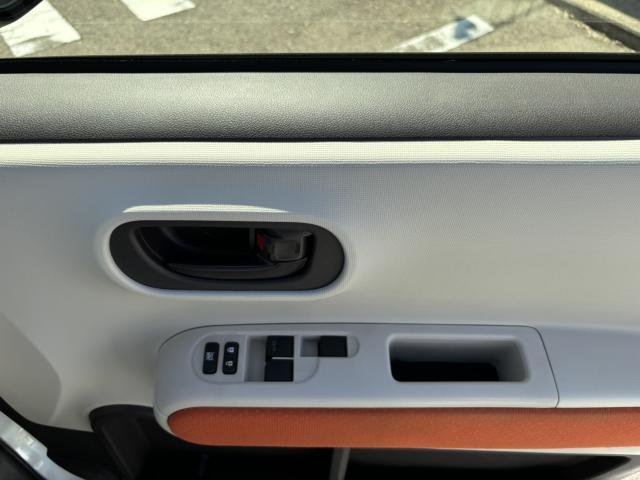 車両画像30