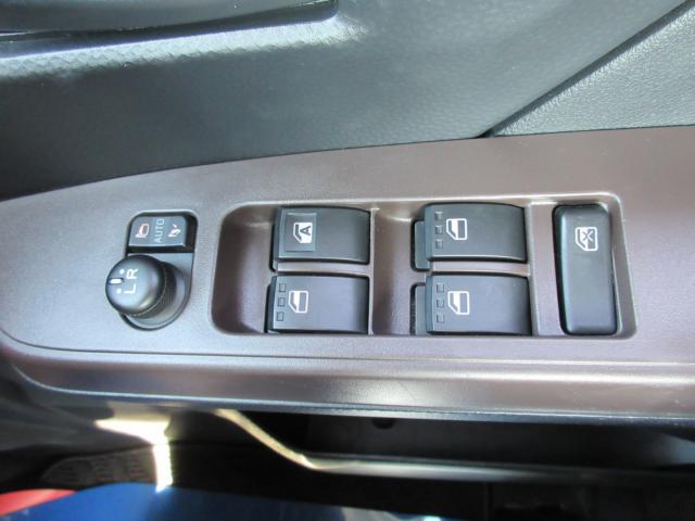 車両画像30
