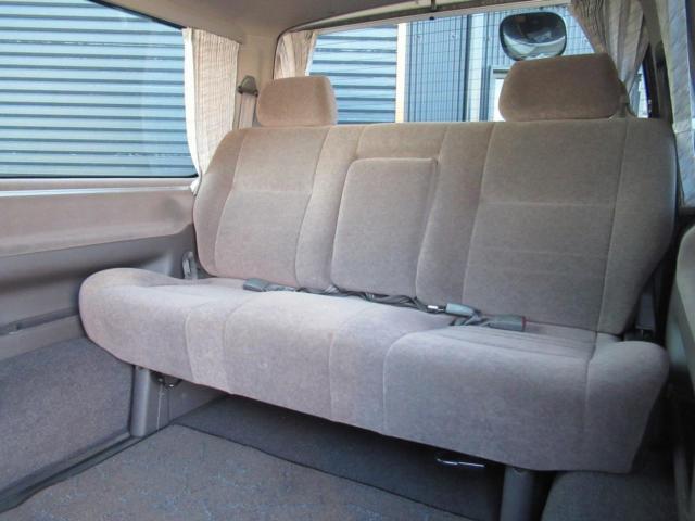 車両画像30