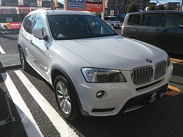 Ｘ３　ｘＤｒｉｖｅ２８ｉ 右Ｈ ８ＦＡＴ ４Ｗ