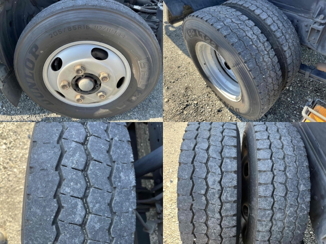 車両画像30
