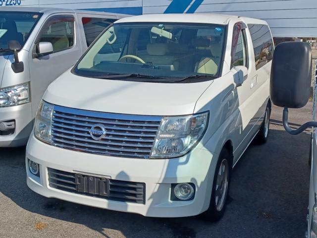 エルグランド　４ＷＤ　Ｖ