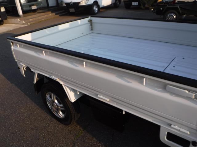 車両画像30