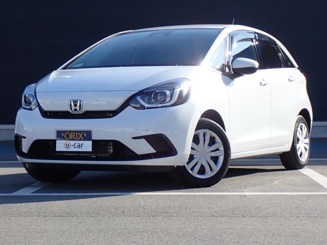 フィット　ｅ：ＨＥＶ　ベーシック