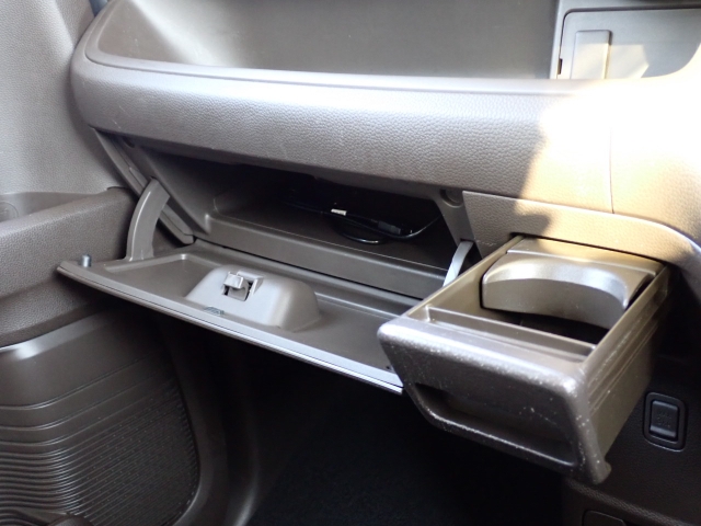 ���[�����Ղ�O���[�u�{�b�N�X�B