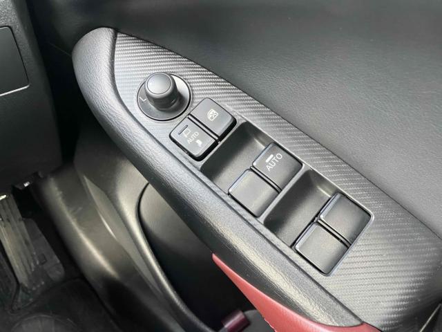 車両画像30