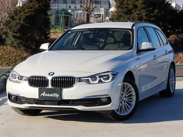 ３シリーズ　ツーリング　３２０ｉ　ラグジュアリー