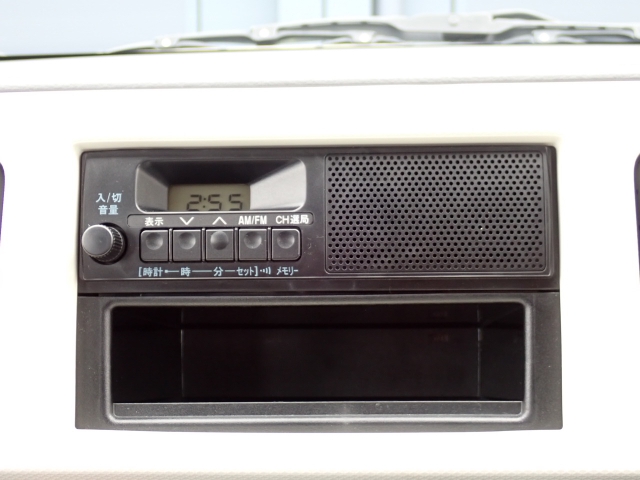 ラジオが付いてます。