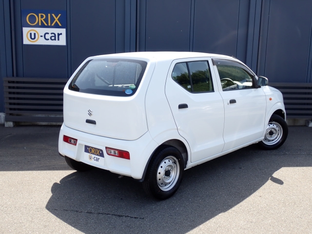 リヤビューの画像になります。オリックス認定中古車には、ご購入後も安心してお乗りいただくために、独自の｢オリックス認定中古車保証｣をお付けしています。