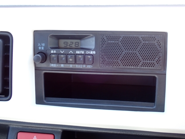 ラジオが付いてます。