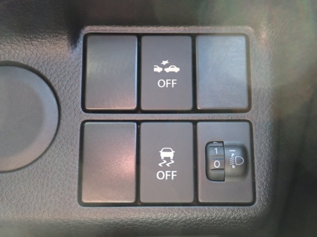 横滑防止機能、衝突回避軽減ブレーキ付きで、より安全にドライブをお楽しみいただけます♪