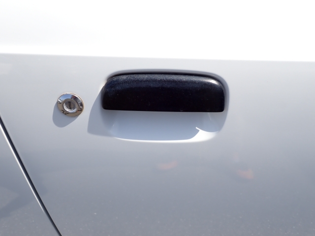 運転席ドアノブ