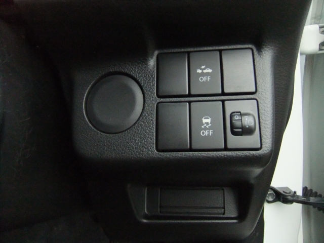 �����h�~�@�\�A�Փˉ���y���u���[�L�t���ŁA�����S�Ƀh���C�u�����y���݂��������܂���