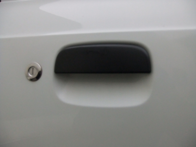 �^�]�ȃh�A�m�u