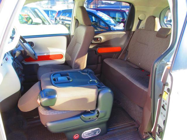 車両画像30
