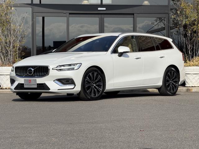 △VOLVO特注！1/18 ボルボ NEW V60 白（SSR フォーミュラエアロ