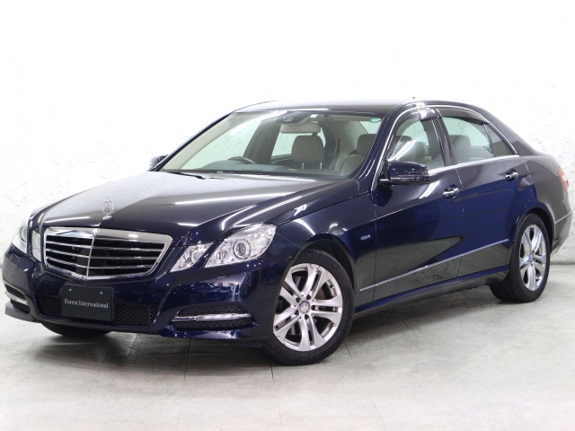 Ｅクラス　セダン　Ｅ３００　ブルーエフィシェンシーアバンＧ