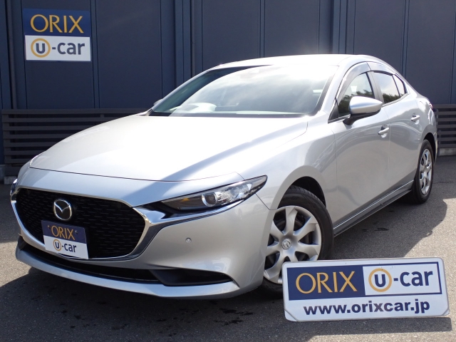 ＭＡＺＤＡ３　セダン　１５Ｃ