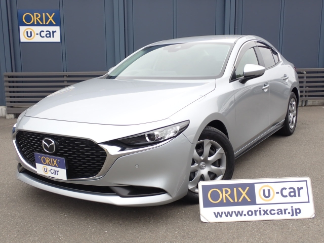 ＭＡＺＤＡ３　セダン　１５Ｃ