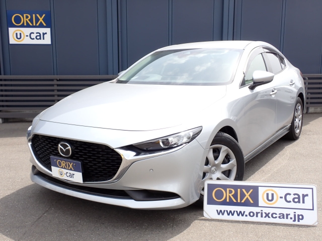 ＭＡＺＤＡ３　セダン　１５Ｃ