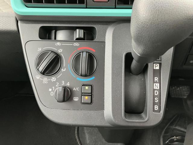車両画像30