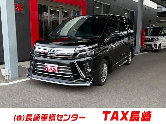 ヴォクシー　１．８　ハイブリッド　ＺＳ　煌　１０イン