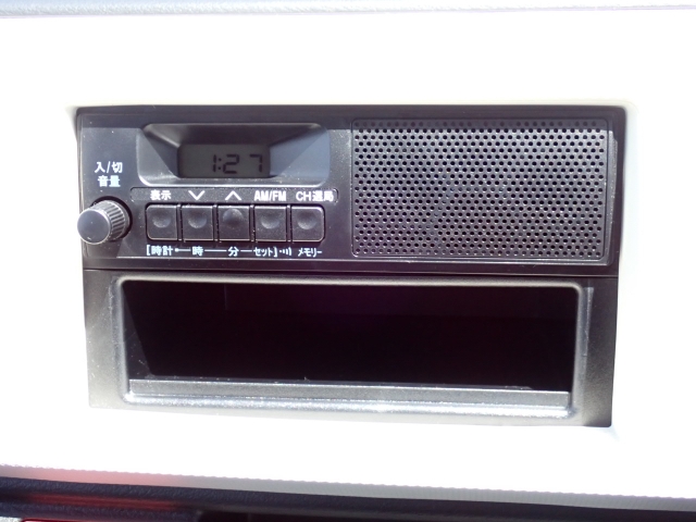 純正ラジオが付いています。
