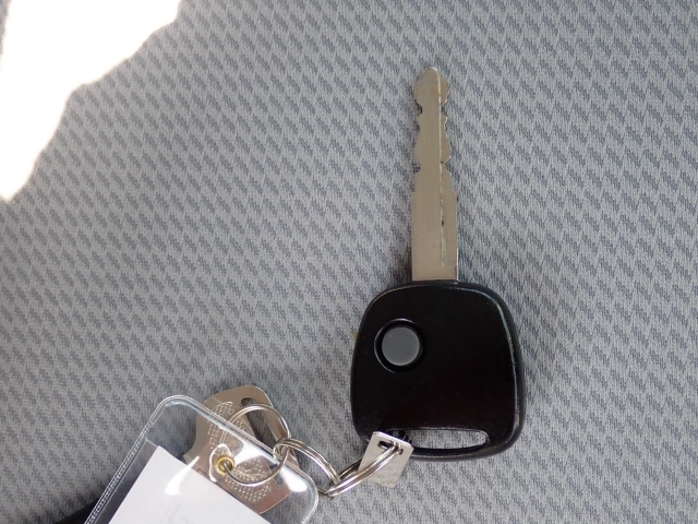 ボタン一つでらくらく開錠・施錠♪リモコンキー付きです。