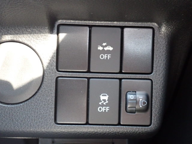 �����h�~�@�\�A�Փˉ���y���u���[�L�t���ŁA�����S�Ƀh���C�u�����y���݂��������܂���