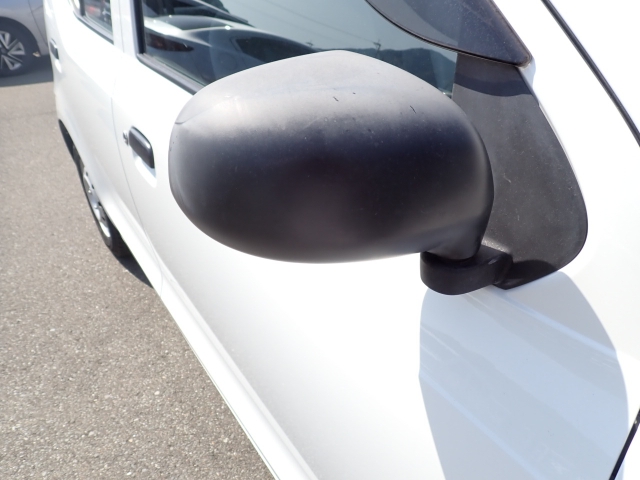 �T�C�h�~���[