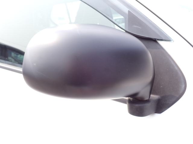 �T�C�h�~���[