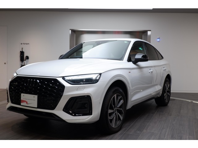 Ｑ５　スポーツバック　４０　ＴＤＩ　クワトロ　Ｓライン