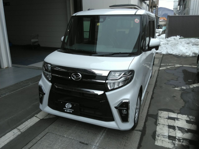 タント　カスタム　４ＷＤ　カスタムＲＳ