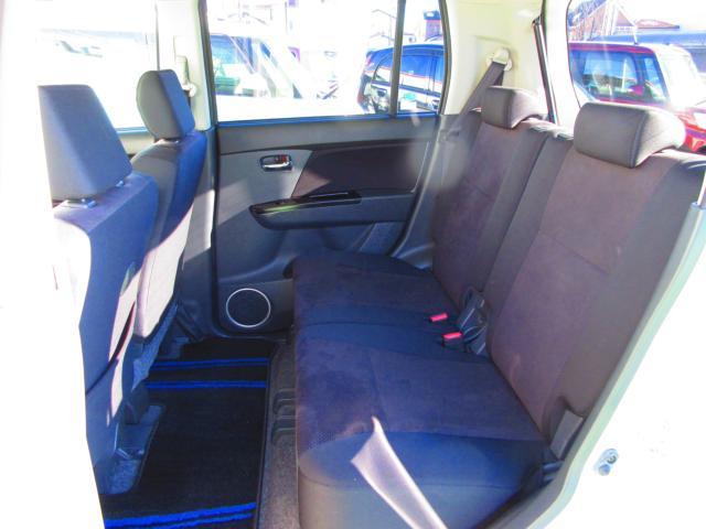 車両画像30