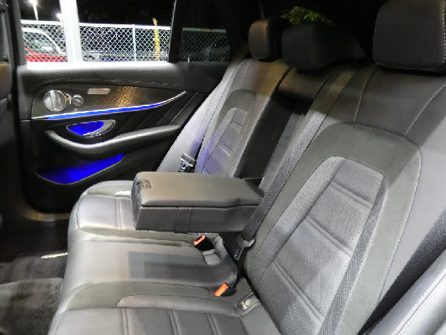 車両画像30