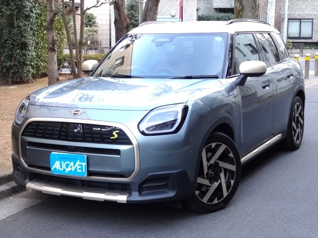 ミニ　カントリーマン　ＳＥ　オール４