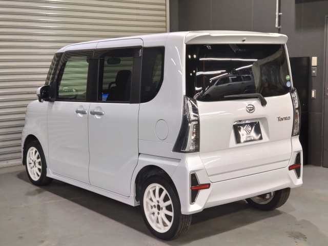 車両画像2