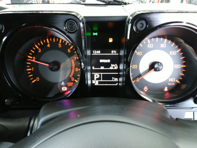 車両画像30
