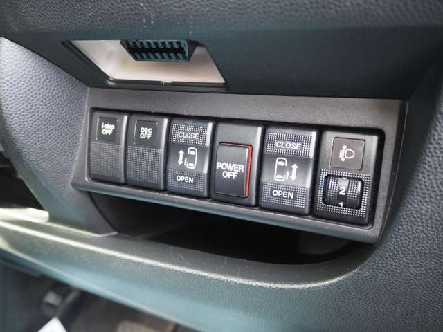 ���ו��̑����ۂ⏬���Ȃ��q���ܘA��̂��o