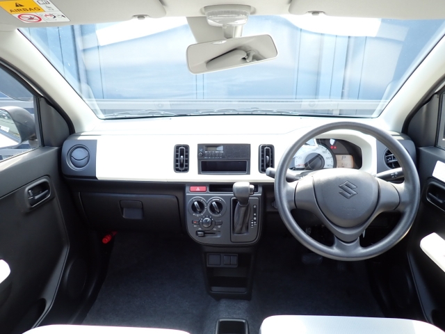 インパネ画像になります。オリックス認定中古車は全車鑑定書付き。株式会社AISの検査を全車両に実施し1台ごとに評価点のついた認定書の発行を行っております。