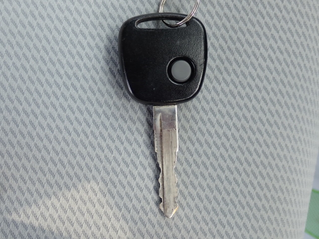 ボタン一つでらくらく開錠、施錠♪リモコンキー付きです