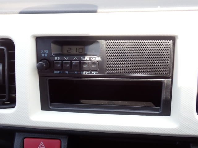 ���W�I���t���Ă܂��B