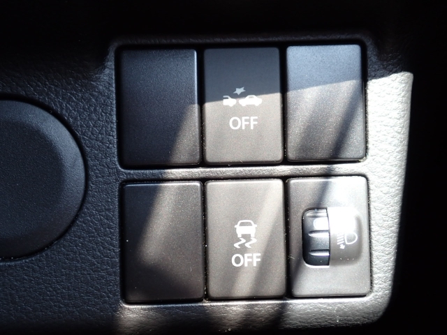 �����h�~�@�\�A�Փˉ���y���u���[�L�t���ŁA�����S�Ƀh���C�u�����y���݂��������܂���